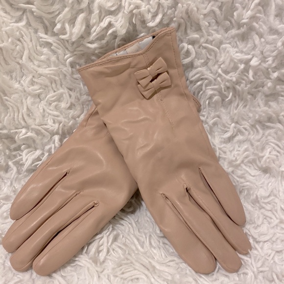 Blush Pink Pleather Gloves - Picture 1 of 4
